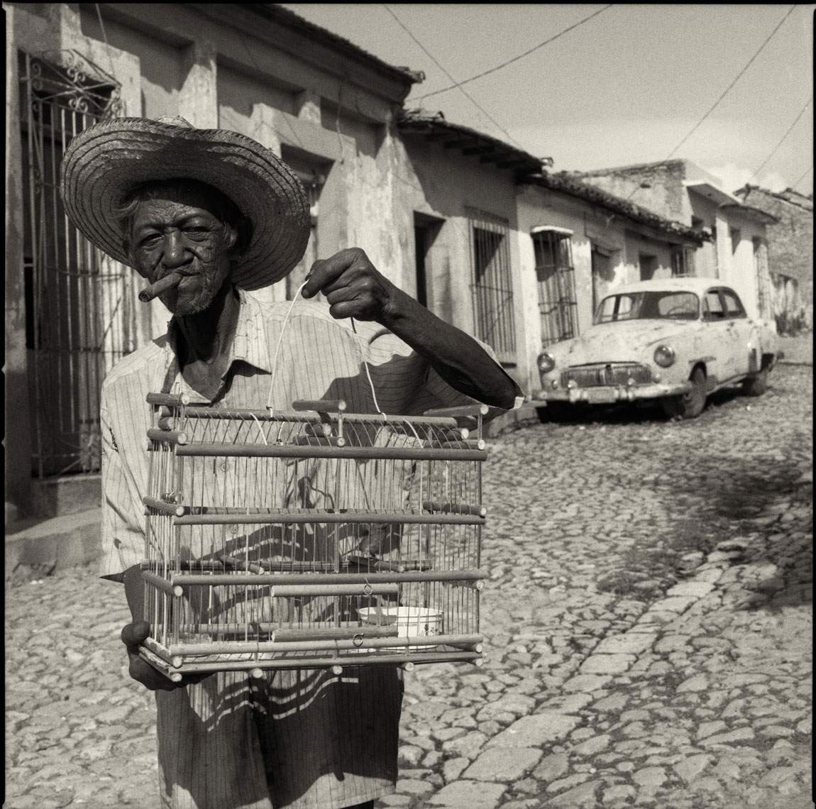 MANUELLO PAGANELLI  Photographer  / PORTRAITS, EDITORIAL, CELEBRITIES / SPORTS , TRAVEL, ADVENTURE / LIFESTYLE, FASHION /MAGAZINE, WORKSHOPS - HOLLYWOOD, SAN FRANCISCO, LOS ANGELES California - CUBA -